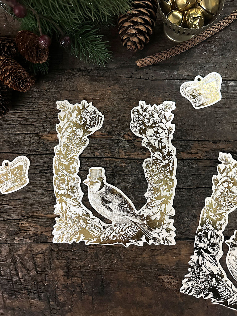 Table Accent · White Foil Wreath