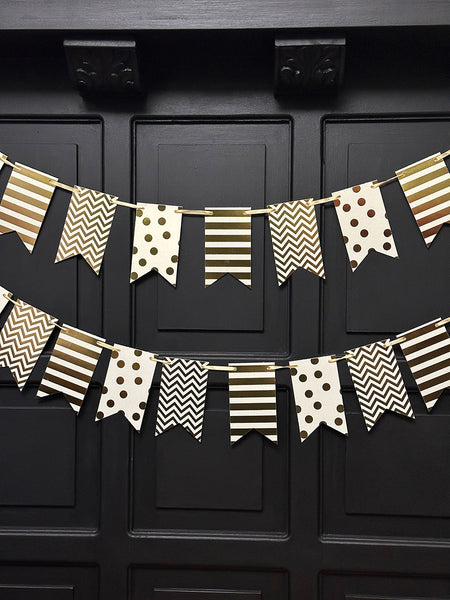 Pearl Foil · Party Banner