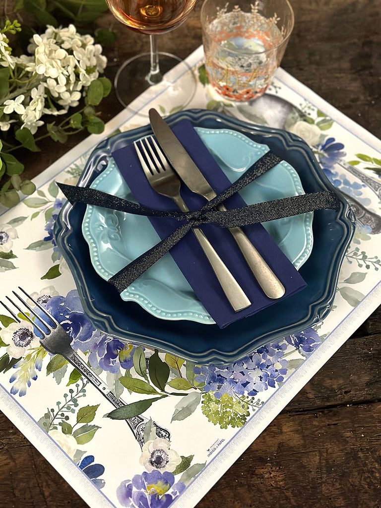 White Placemat · Hydrangea