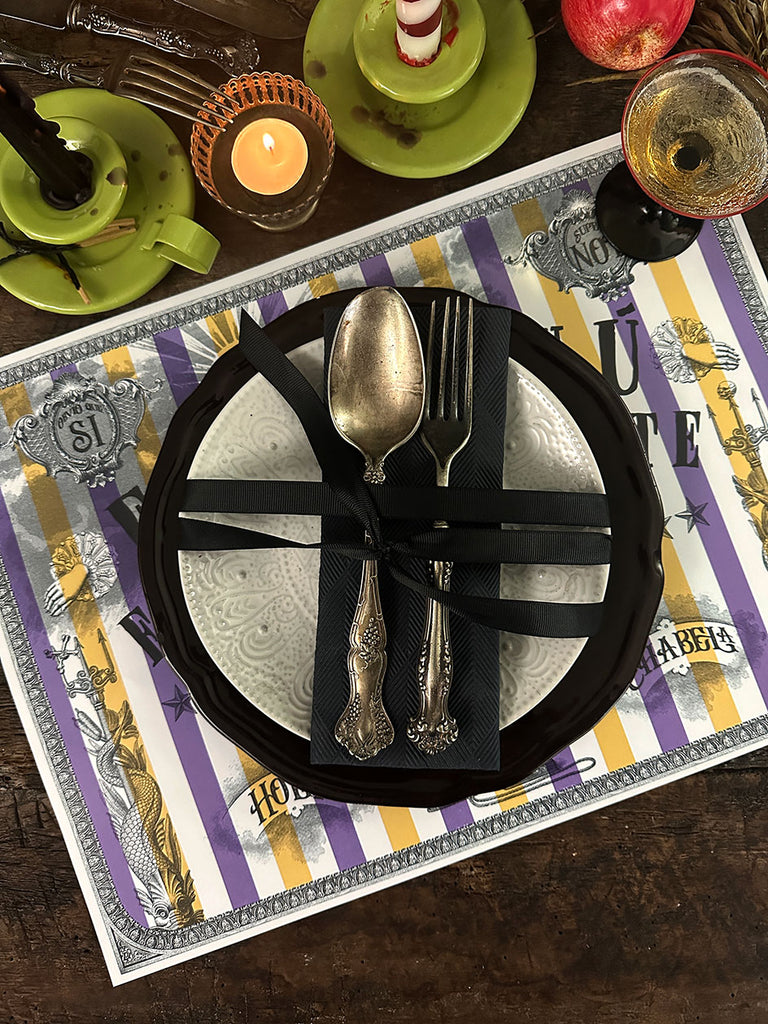 White Placemat · Ouija (Spanish)