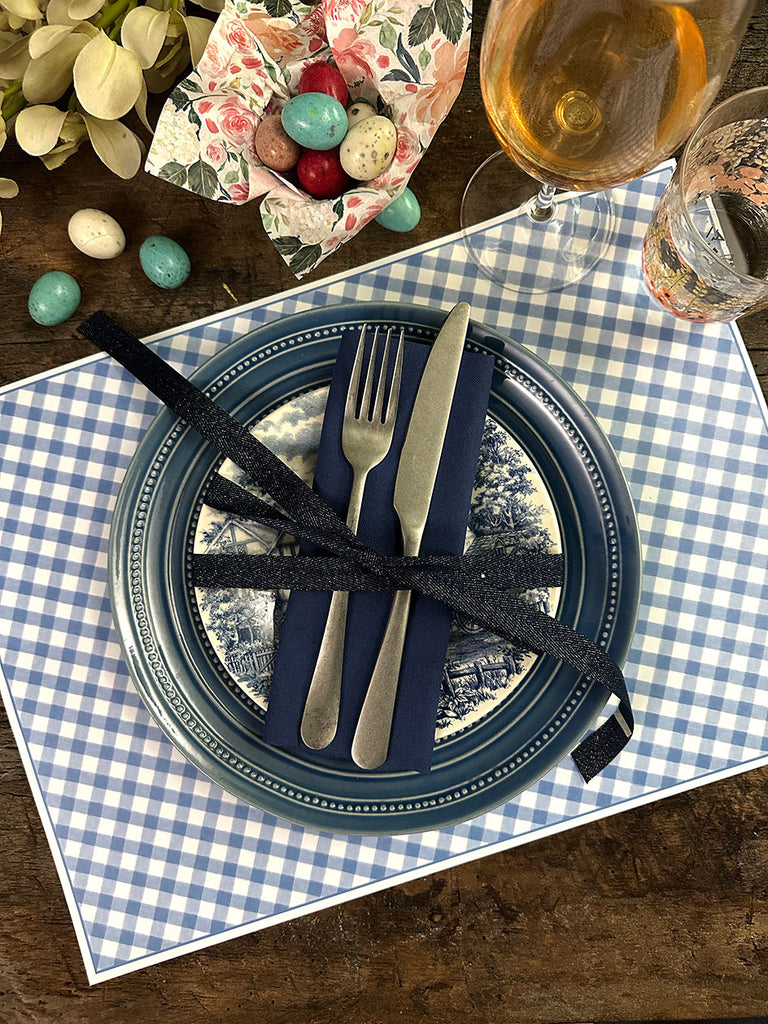 White Placemat · Vichy Light Blue