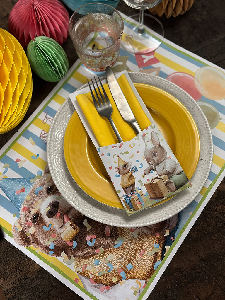 Stripes Bear Set · 6 People