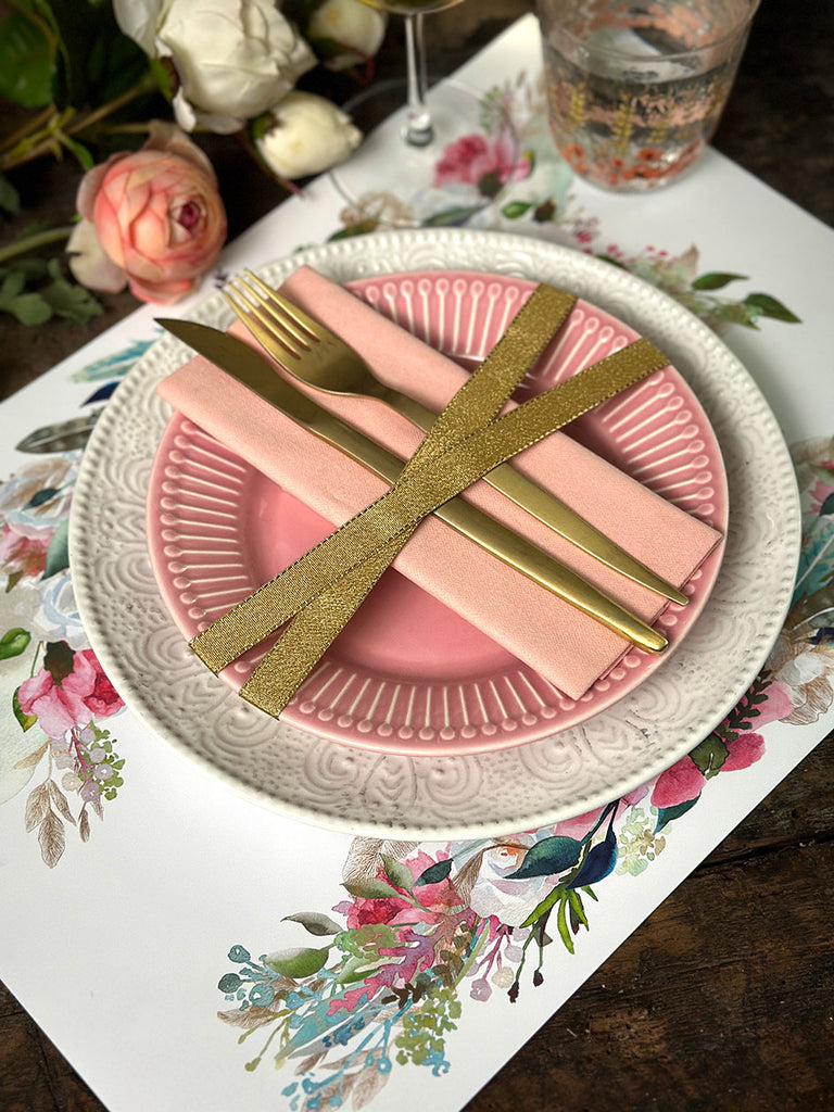 White Placemat · Rose Plate