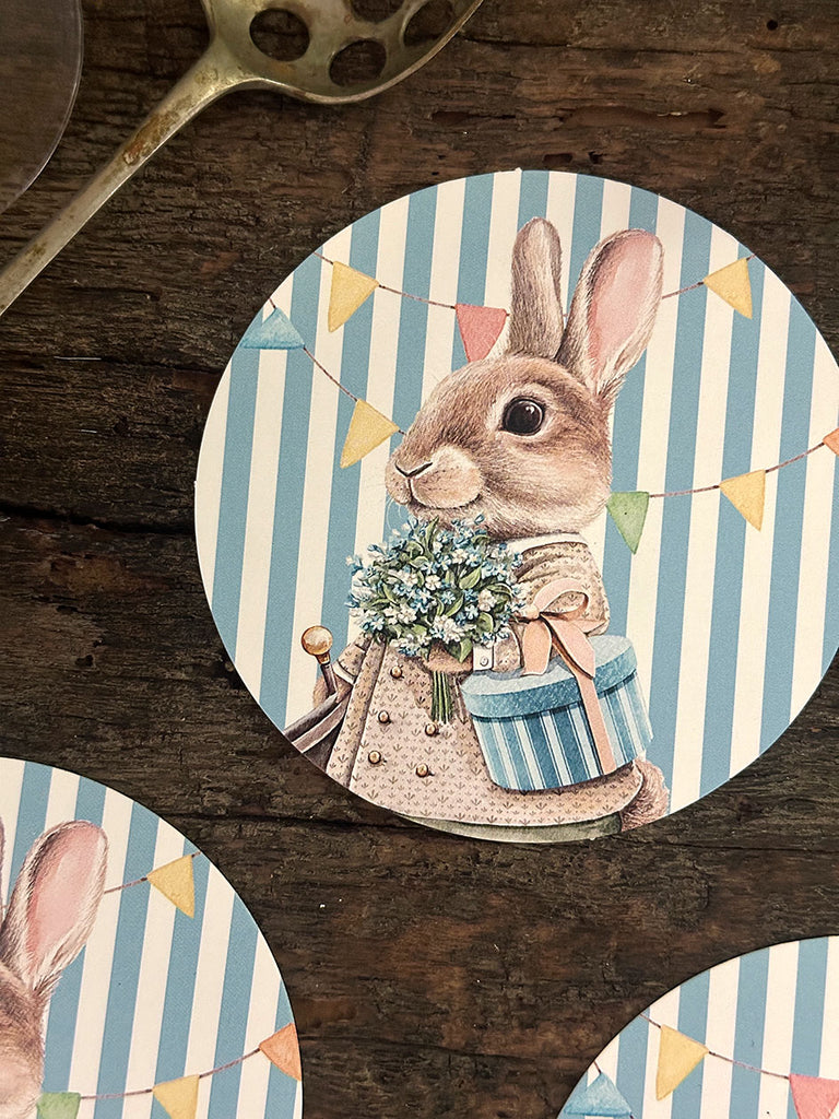 Round Coasters · Basquet