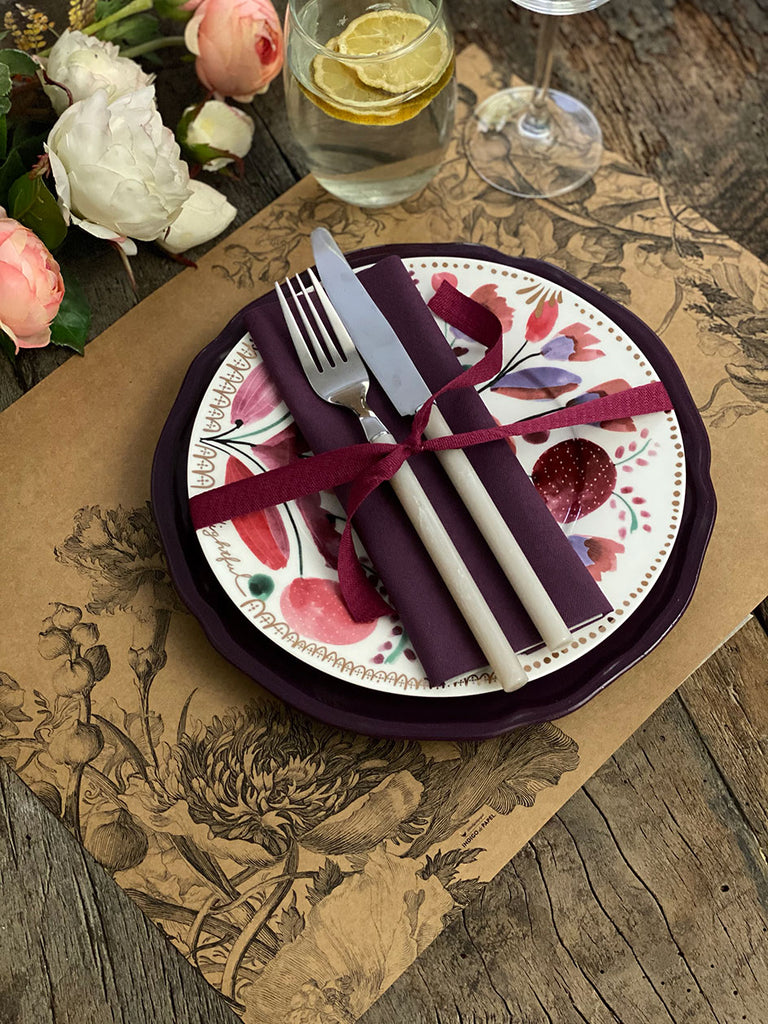 Kraft Placemat · Carnations