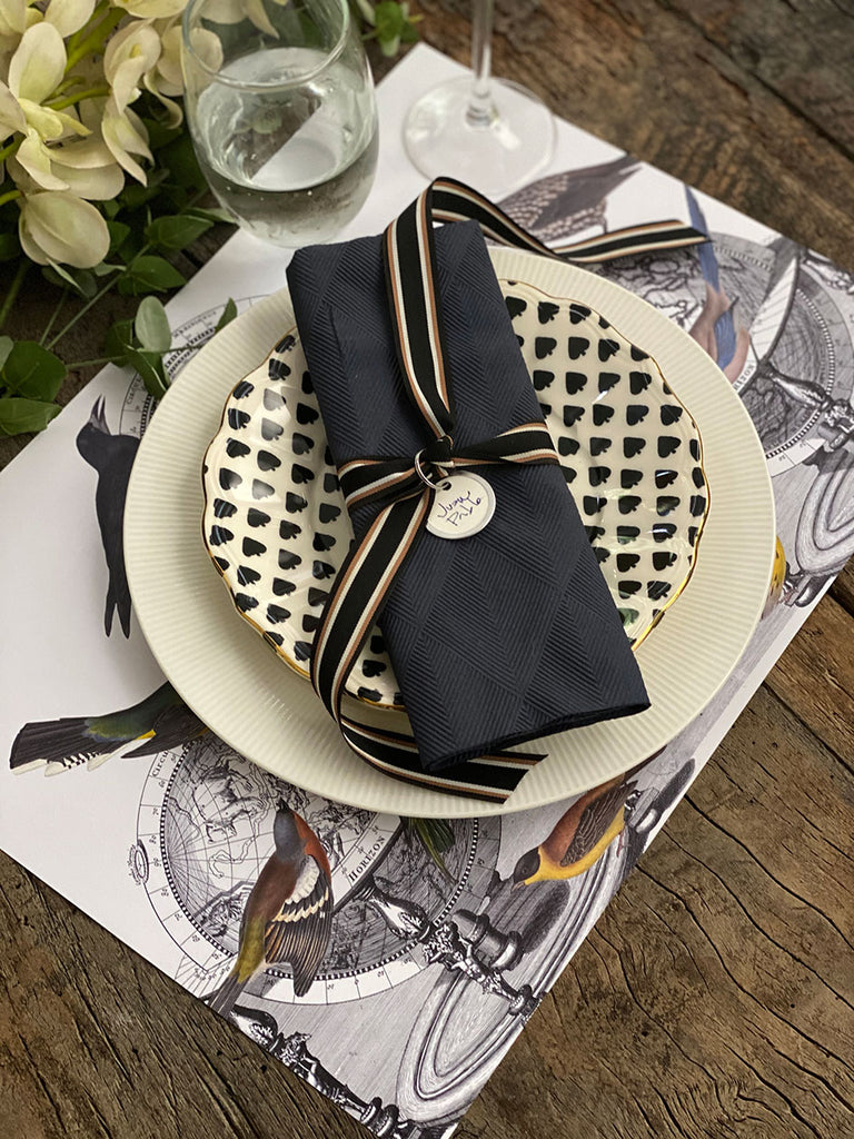 White Placemat · Globe