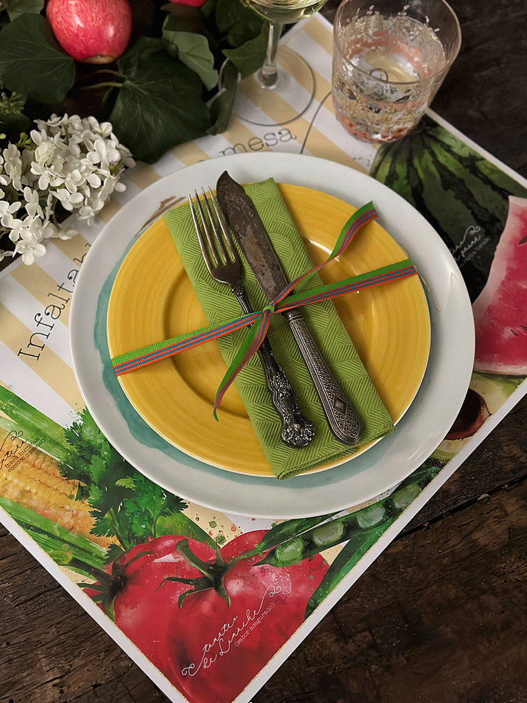 White Placemat · Summer Table (spanish)