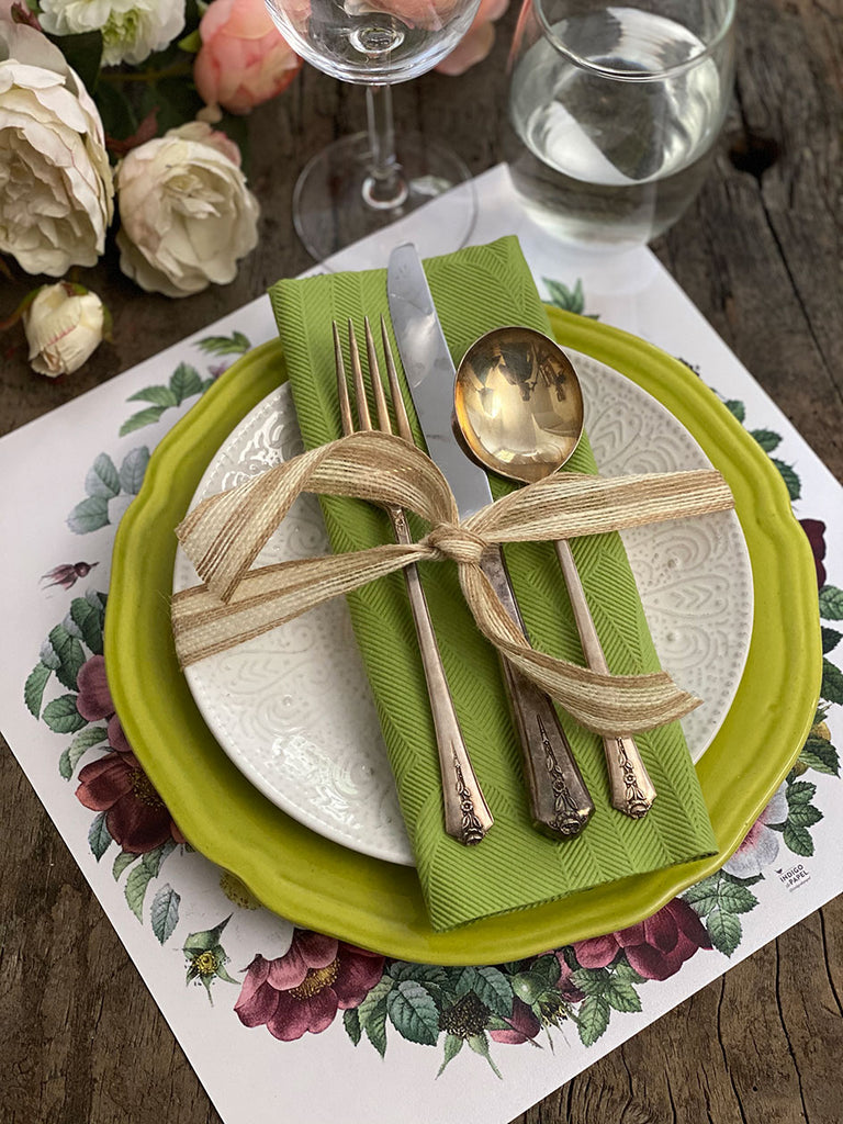 Square Placemat · Rose Wreath