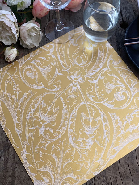Square Placemat · Victorian Gold