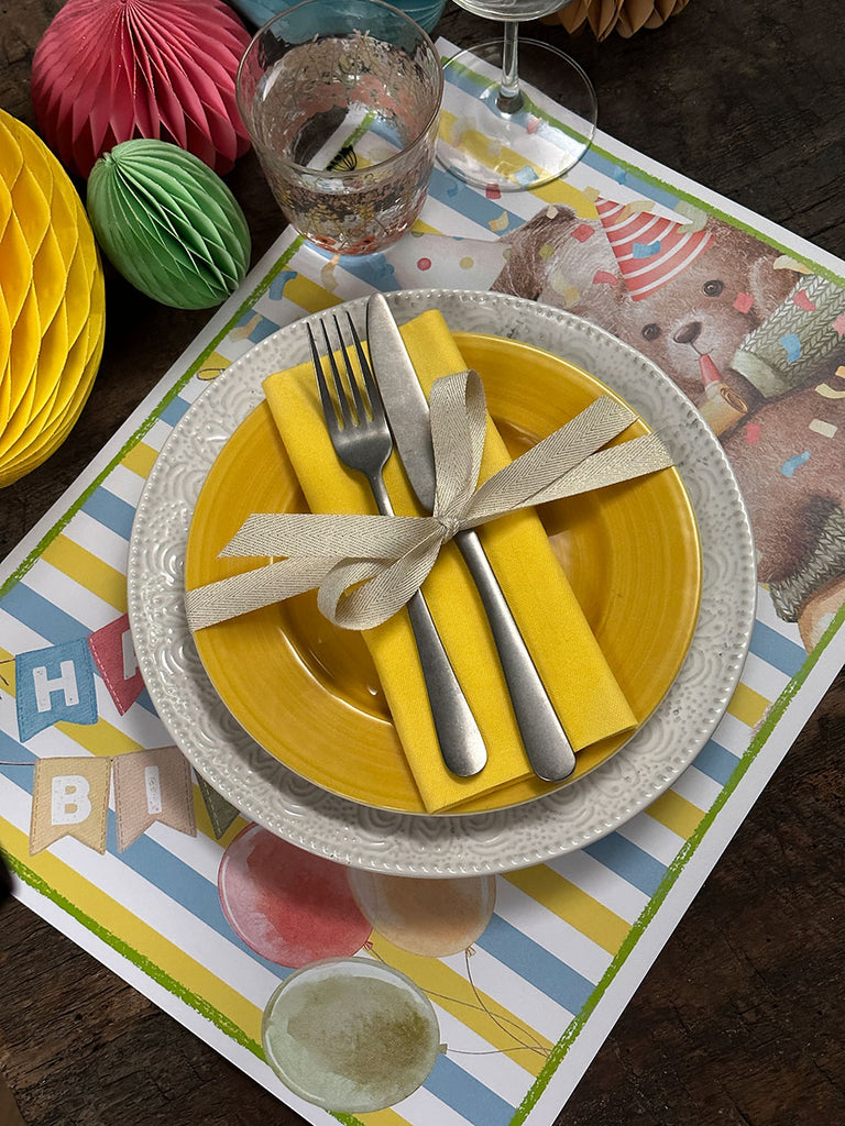 White Placemat · Stripes Otter