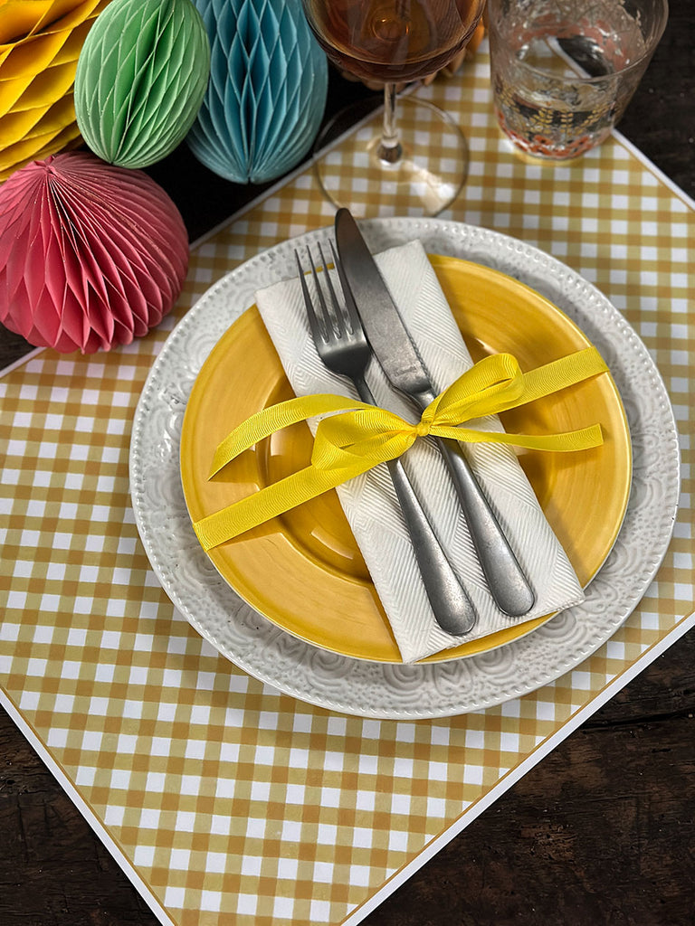 White Placemat · Vichy Yellow