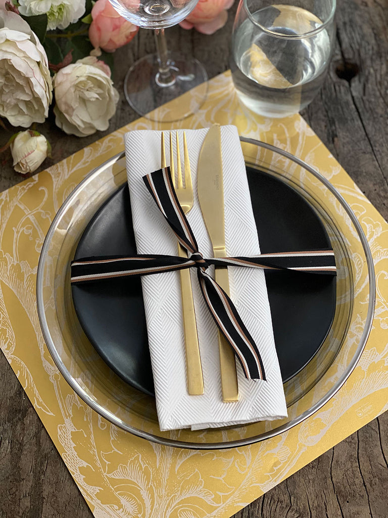 Square Placemat · Victorian Gold